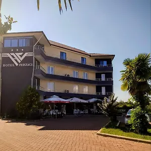 Verzaci 3*, Rinas Albania
